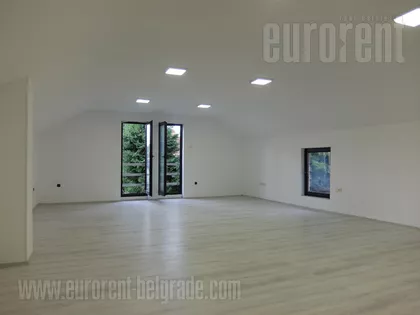 BEŽANIJSKA KOSA 3 | 4zida.rs