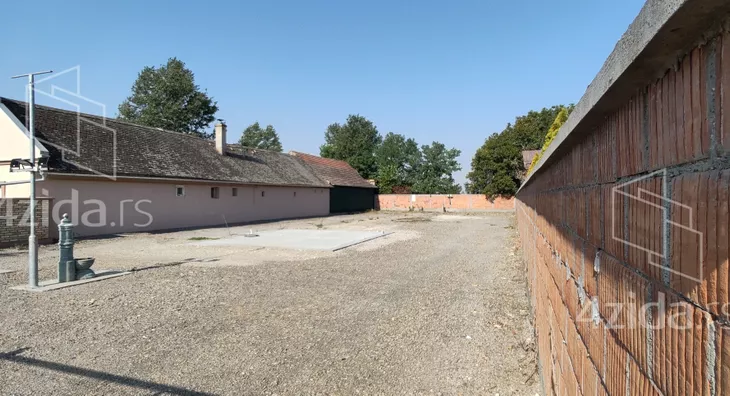 Građevinsko zemljište | 4zida