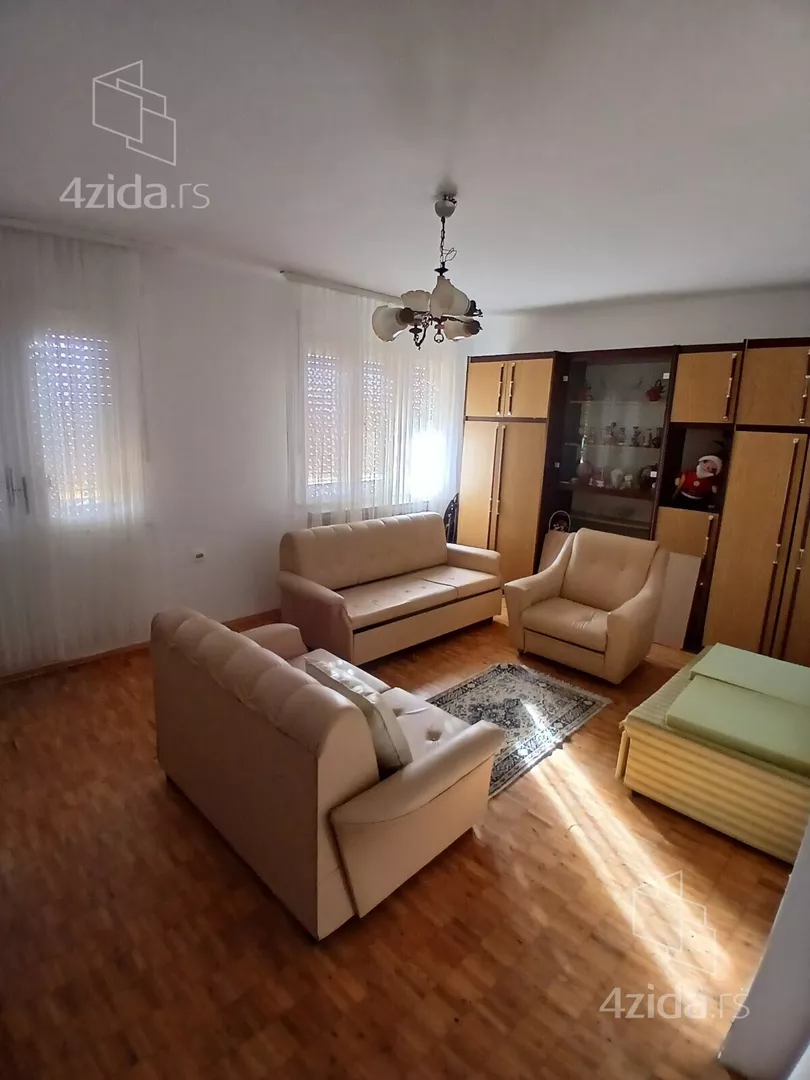 3-etažna kuća | 4zida