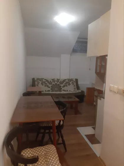 Onisima Popovića 4 | 4zida.rs