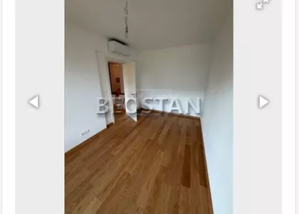 Tadije Sondermajera | 4zida.rs