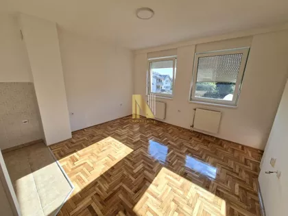 Bulevar Patrijarha Pavla (Somborski Bulevar) | 4zida.rs