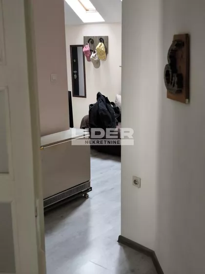 Patrijarha Varnave | 4zida.rs