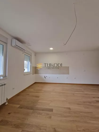 PILOTA MILENKA PAVLOVIĆA | 4zida.rs