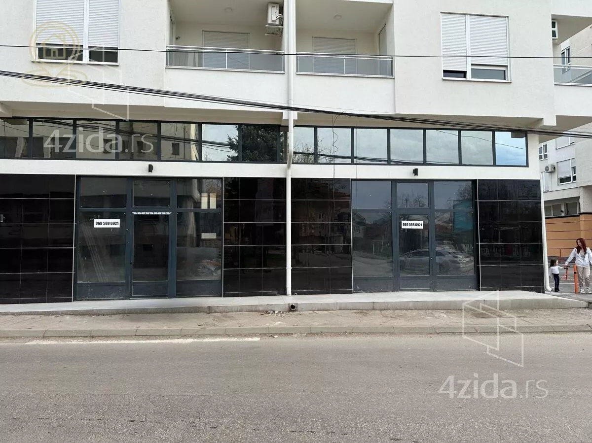 Poslovni prostor | 4zida