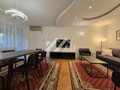 Petra Drapšina | 4zida.rs