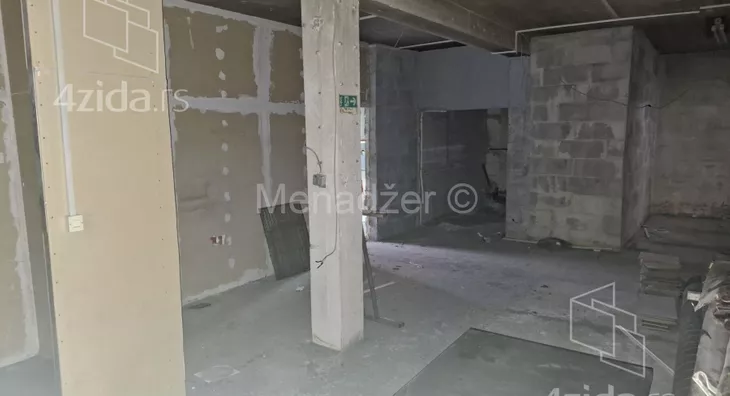 Poslovni prostor | 4zida