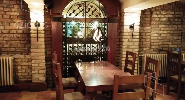 Ugostiteljski objekat | 4zida