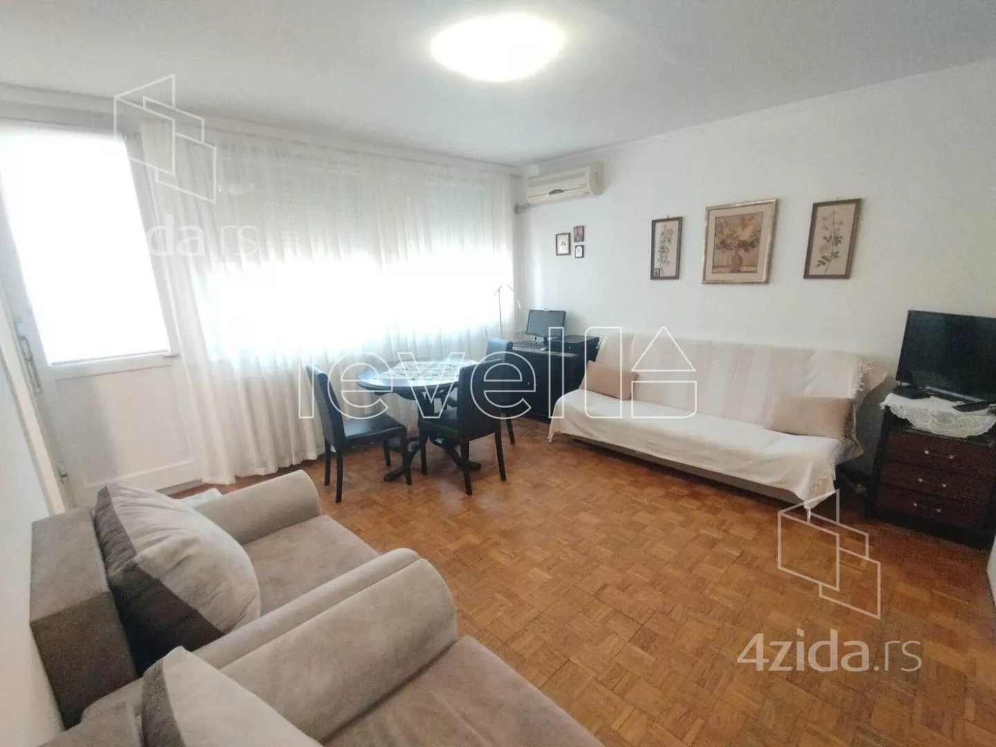 Troiposoban stan | 4zida