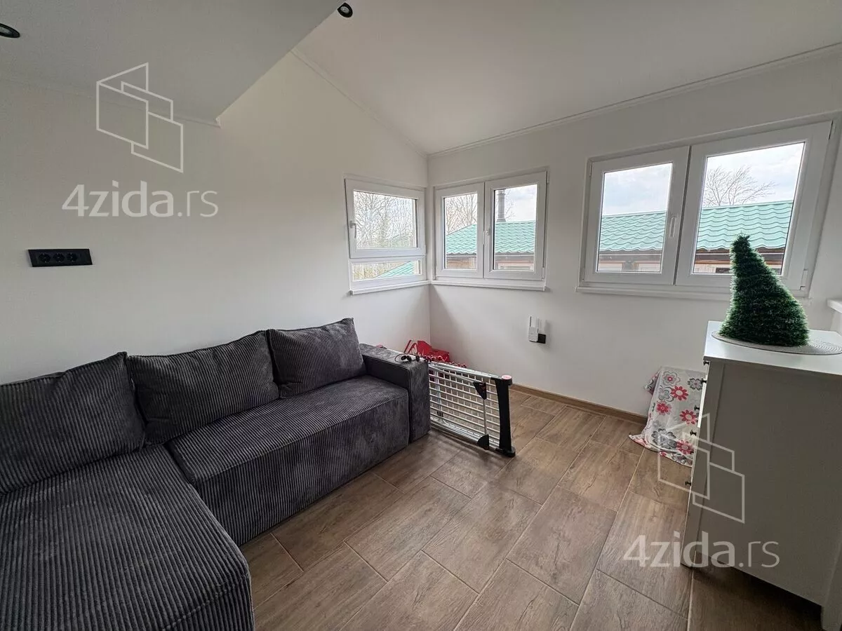 3-etažna kuća | 4zida