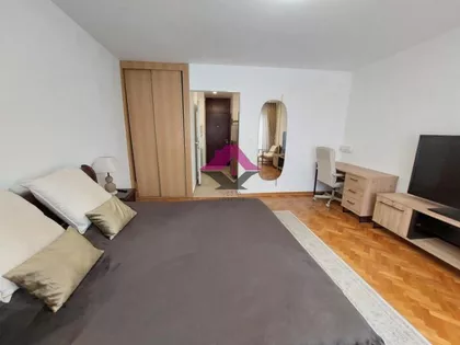 Zmaj Jovina | 4zida.rs