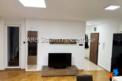 Južni Bulevar | 4zida.rs