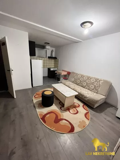 STEFANA PRVOVENČANOG | 4zida.rs