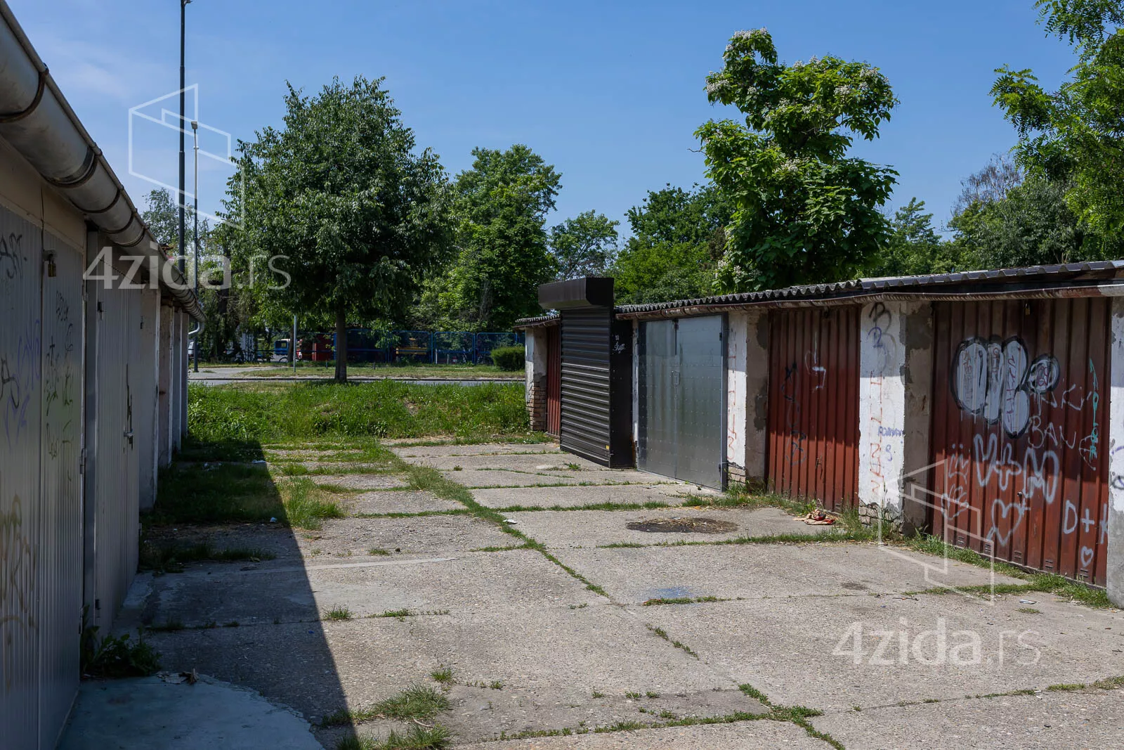 Garaža | 4zida