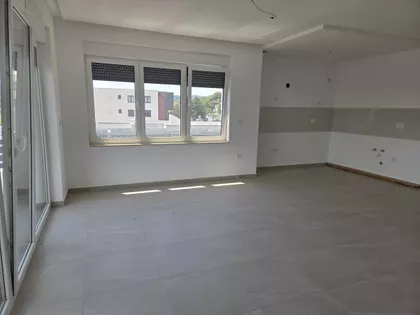 Sremska Kamenica | 4zida.rs