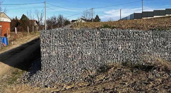Plac | 4zida