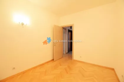 Botanička Bašta | 4zida.rs