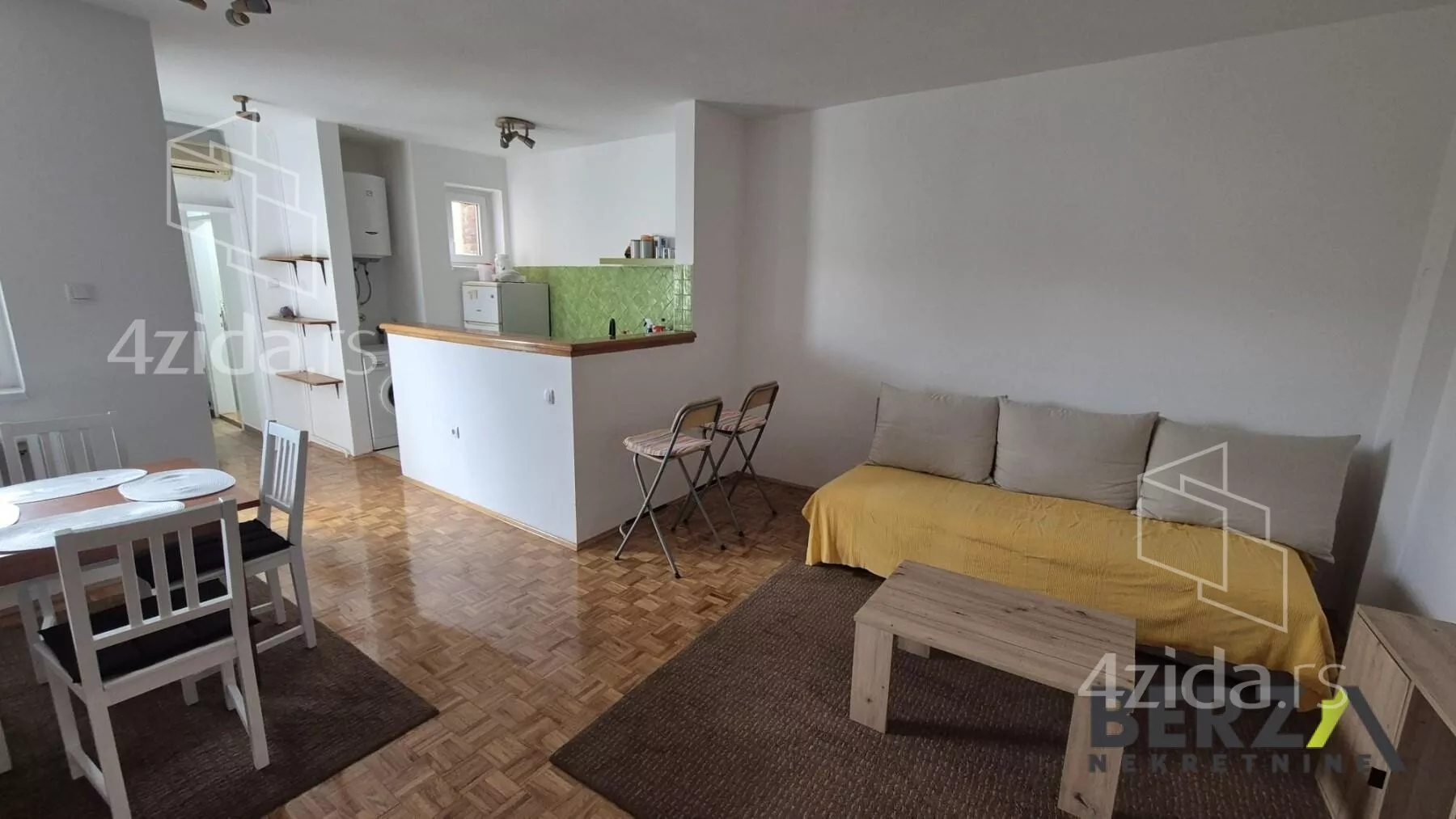 Jednoiposoban stan | 4zida