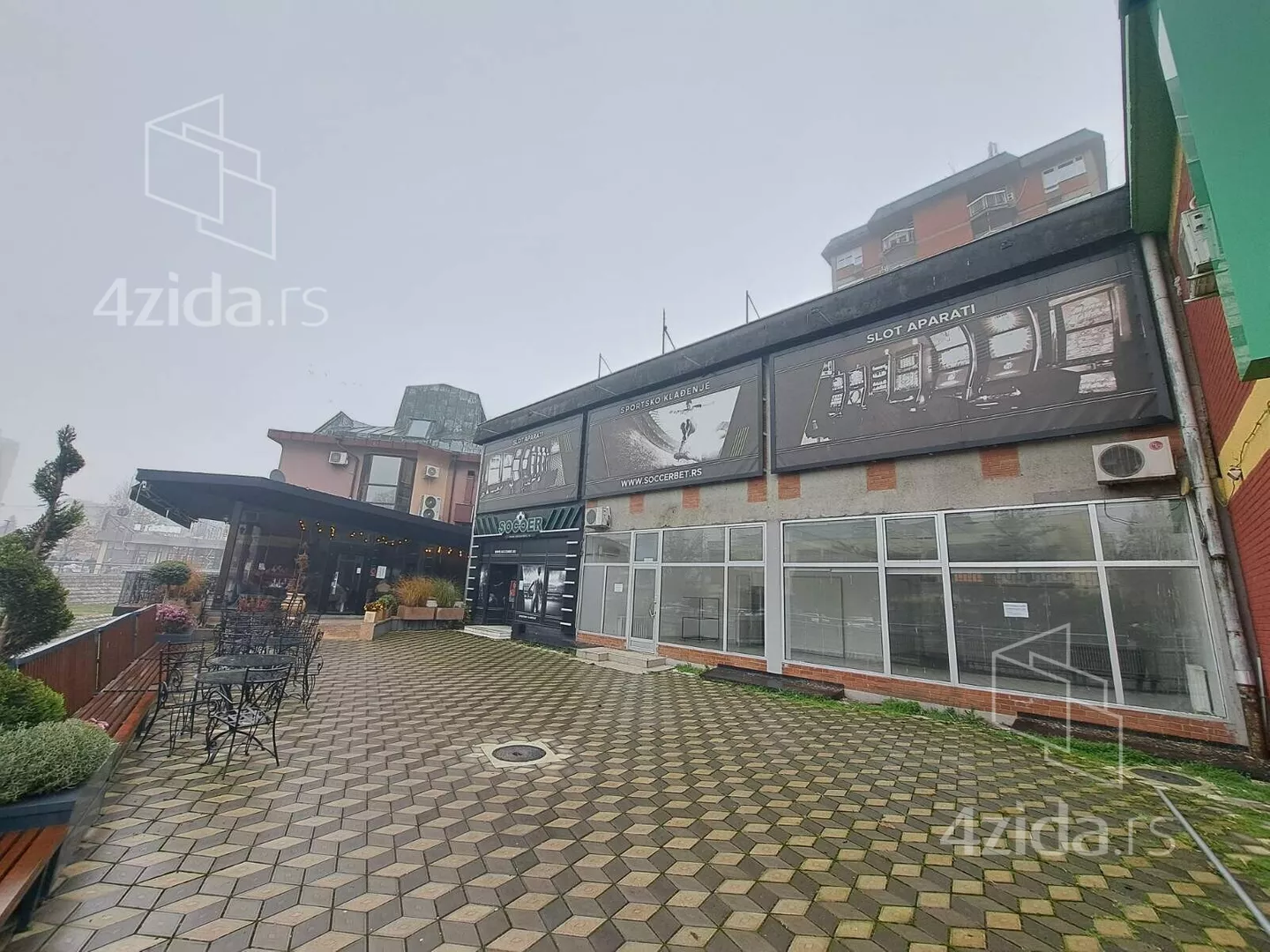 Poslovni prostor | 4zida