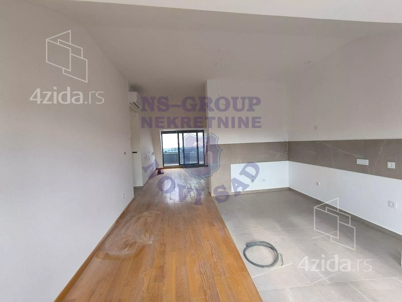 Petosoban stan | 4zida