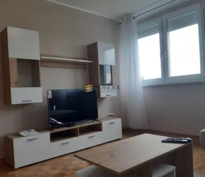 Pariske komune | 4zida.rs