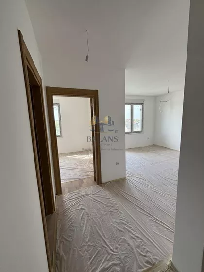 Stari Banovci | 4zida.rs