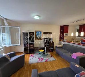 Bulevar Evrope, Gradske lokacije, Novi Sad, 3.0 stan | 4zida.rs