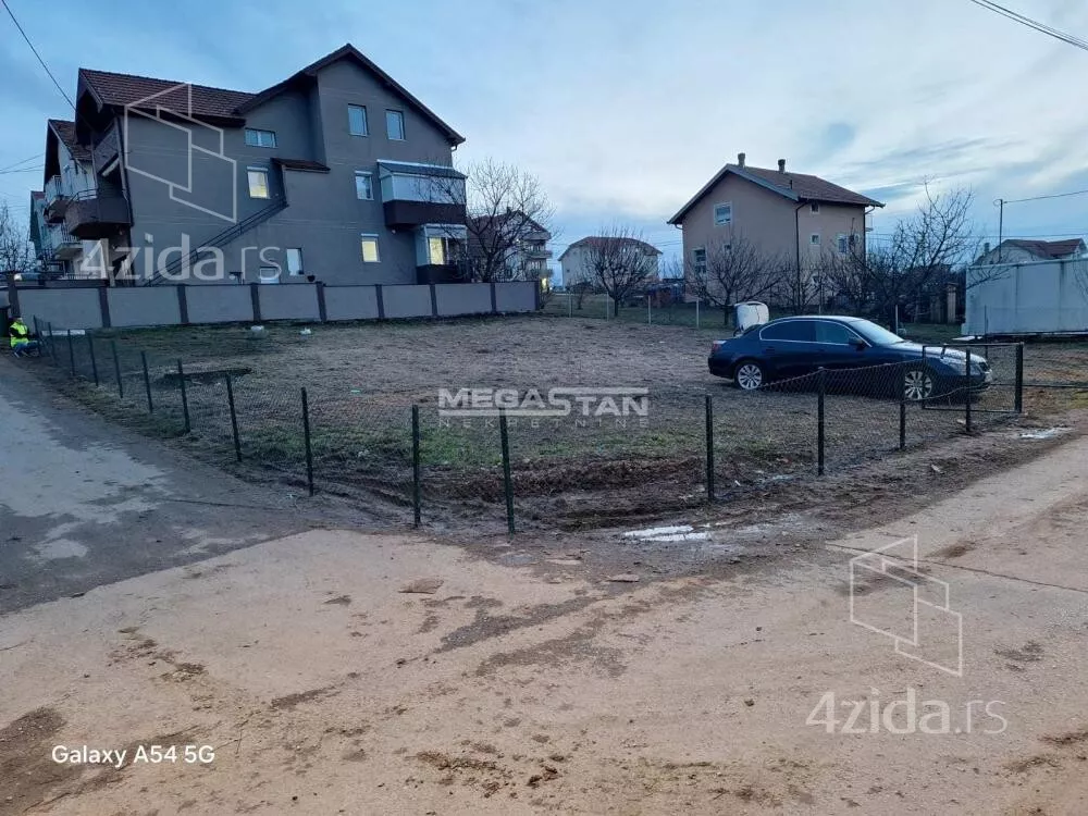 Građevinsko zemljište | 4zida