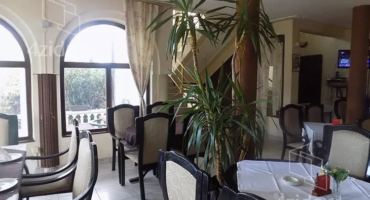 Poslovna zgrada | 4zida