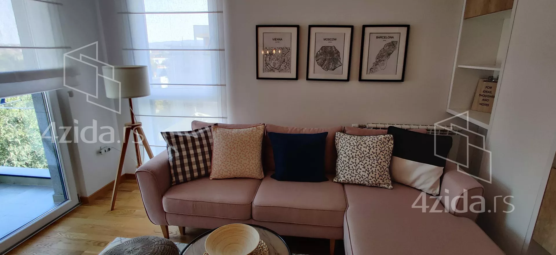 Jednoiposoban stan | 4zida