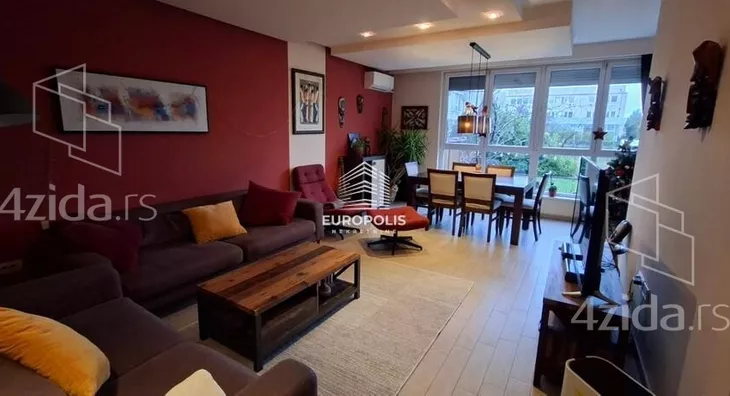 4-etažna kuća | 4zida