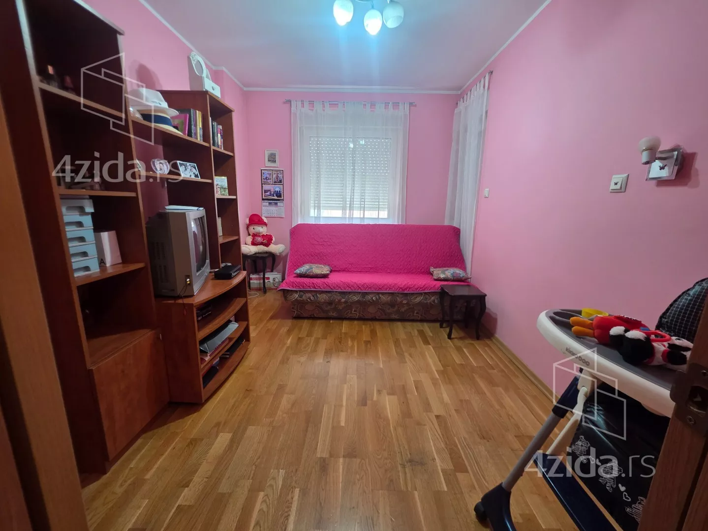 Troiposoban stan | 4zida