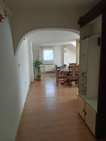 Gradište 5 | 4zida.rs