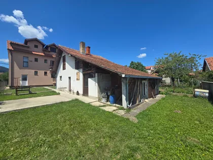 Gradske lokacije | 4zida.rs