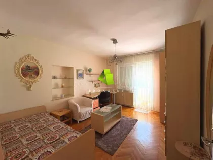Bulevar Nemanjića | 4zida.rs
