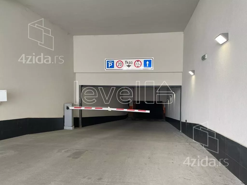 Garaža | 4zida
