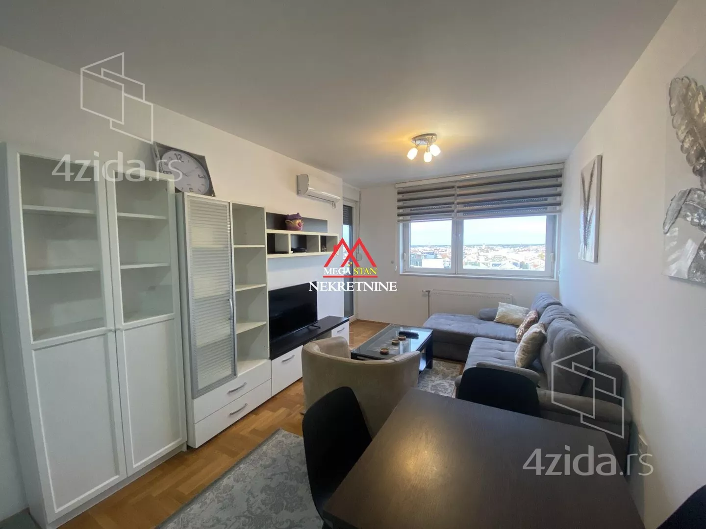 Dvoiposoban stan | 4zida