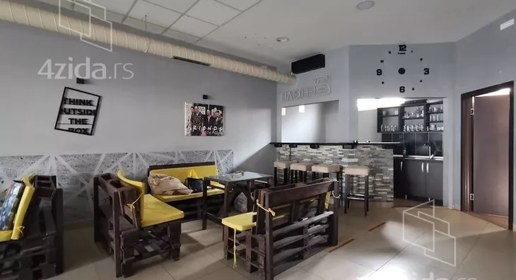 Poslovni prostor | 4zida