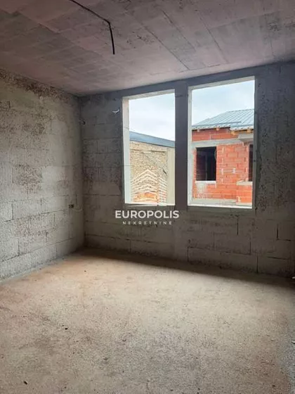 Pregrevica | 4zida.rs