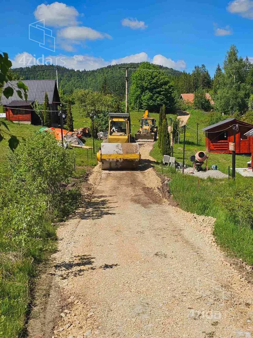 Građevinsko zemljište | 4zida