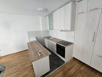 Vardarska | 4zida.rs