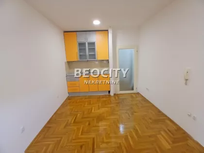 Bulevar Cara Lazara | 4zida.rs