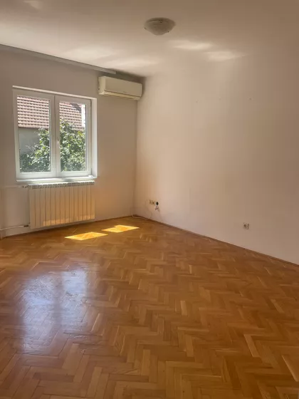 Žarkovo | 4zida.rs