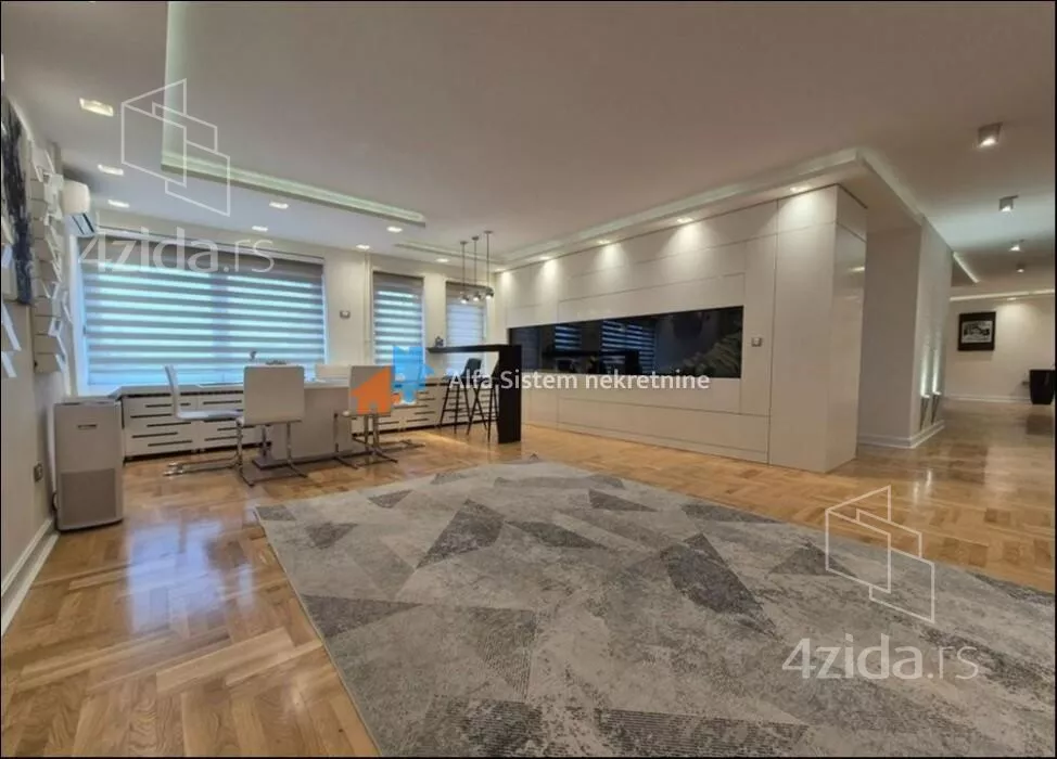 Petosoban stan | 4zida