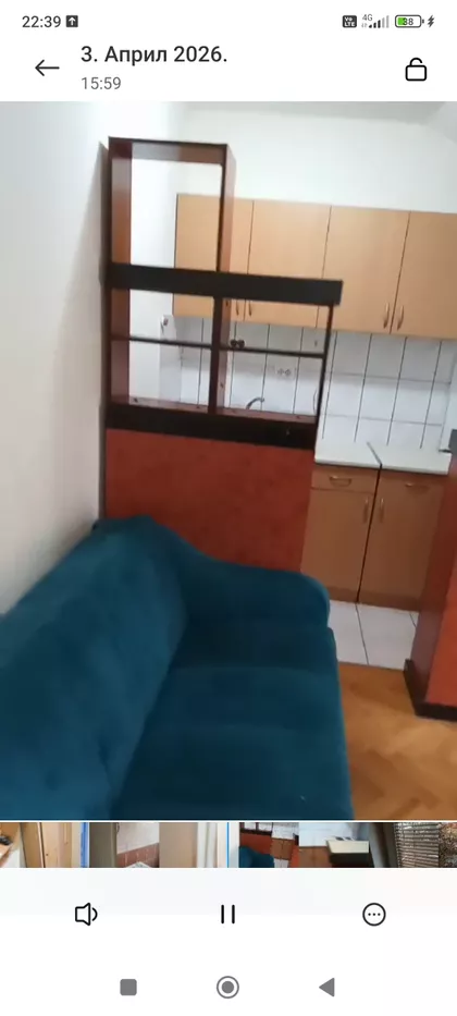 Lomničke Borbe 12A | 4zida.rs