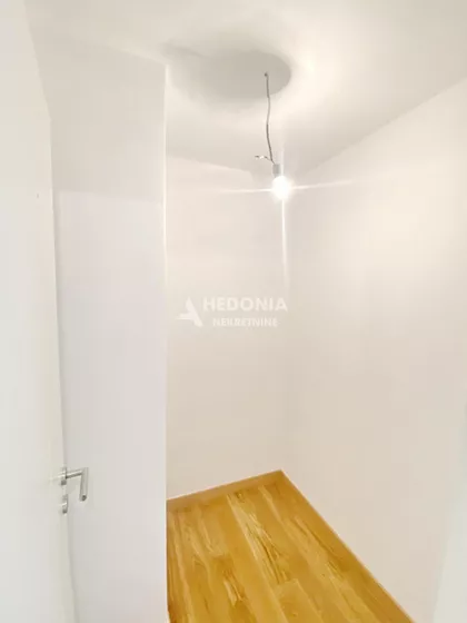 Tadije Sondermajera | 4zida.rs