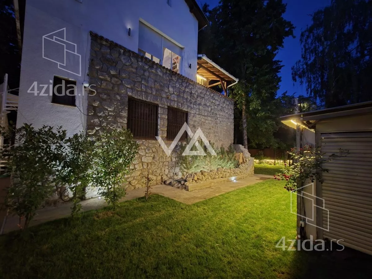 Kuća | 4zida