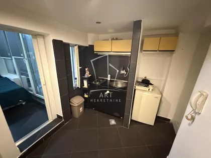 Džordža Vašingtona | 4zida.rs