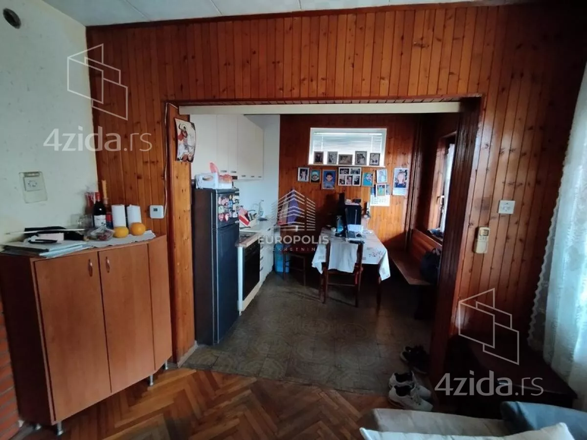 Kuća | 4zida