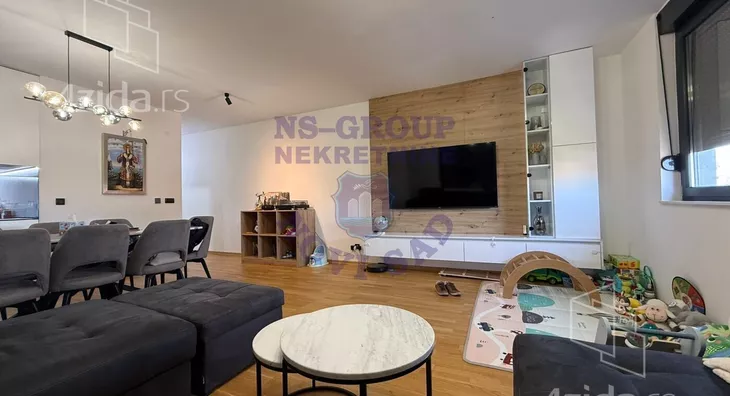 Troiposoban stan | 4zida